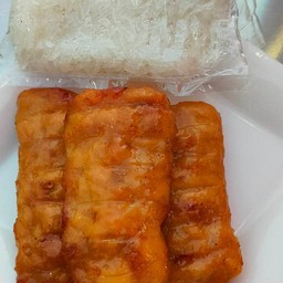 หมูปิ้งนมสดซอย8