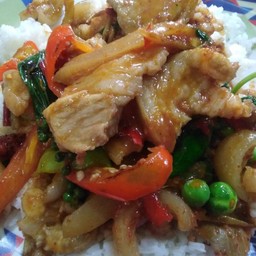 ข้าว + ผัดฉ่าหมูชิ้น