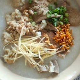 โจ๊กหมูสับ