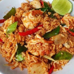 ข้าวผัดต้มยำ