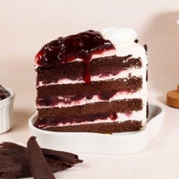 Black Forest ชิ้น (แบลคฟอเรสต์)