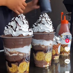 บาน็อฟฟี่โกโก้วิปครีม