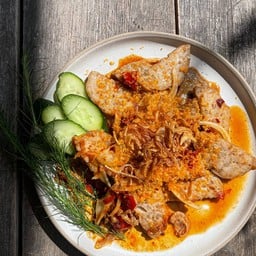 Ducky Aree หมูแดงย่างเตาถ่าน Headquarter