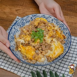 ข้าวไข่ขยี้หมูสับ