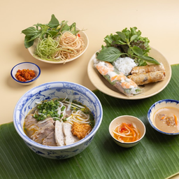 Set A - Bun Bo Hue / Set ก๋วยเตี๋ยวเนื้อเมืองเว้