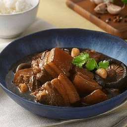 เนื้อหมู ตุ๋น = ผัดตามสั่ง