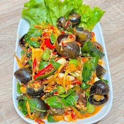 ผัดฉ่าหอยโข่ง