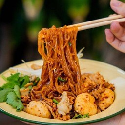 ก๋วยเตี๋ยวคลุก