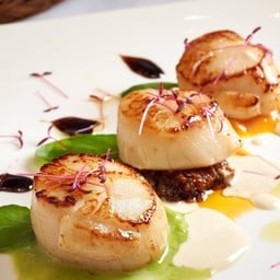 Pan seared Hokkaido scallop (3pcs)