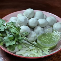 ลูกชิ้นปลาแท้เม็ดกลมชุดใหญ่