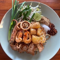 ผัดไทย 4 สหาย