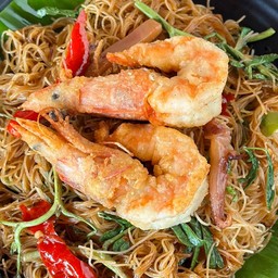 คุณจิ หมี่กระเฉดกุ้งเบิ้ม พัทยา