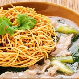 ราดหน้าหมี่กรอบบ