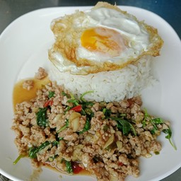 กระเพราหมูสับ+ข้าวไข่ดาว