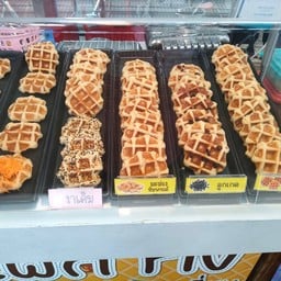 ชา กาแฟ&ลูกชิ้นทอด ตลาดหงส์แก้ว
