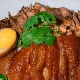 ข้าวขาหมูร้านพี่ไข่