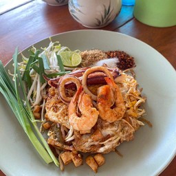 ผัดไทยทะเล