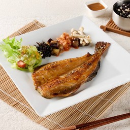 ชุดปลาชิมาฮอกเกะย่างมิโซะ