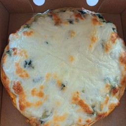 พิซซ่าหน้าผักโขม