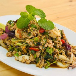 ลาบหมู ทะเล