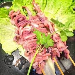 หนวดเบบี้ ใหญ่