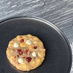 White Choc&Cranberry Cookies