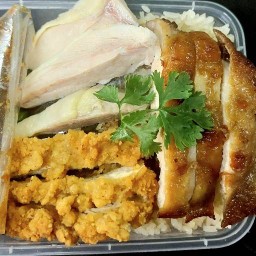 ปังๆมาม่าเผ็ดห่อไข่ ไก่ทอดซอสเผ็ดเกาหลี