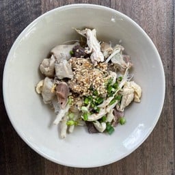 ก๋วยเตี๋ยวแห้งทุกอย่าง