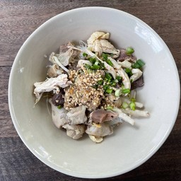 ก๋วยเตี๋ยวแห้ง (เลือกเครื่อง)