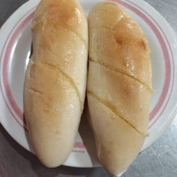 ขนมปังญวนทาเนย 1ชิ้น