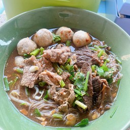เกาเหลาลูกชิ้น เนื้อสด