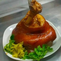โชคชัย ข้าวขาหมู สูตรโบราณ  นวมินทร์ 139 นวมินทร์ 139  หลังเซเว่น