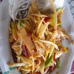 แซ่บปากแตก