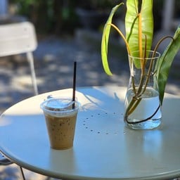 ลาเต้ รัมเรซิ่น กาแฟ