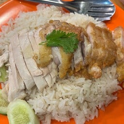 หยวน ข้าวมันไก่ สี่แยกพรานนก