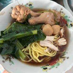 Cham Chan Cafe ศรีสุนทร