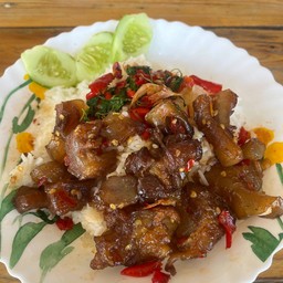 ข้าวกะเพราเอ็นแก้ว