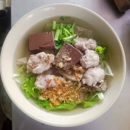 ต้มเลือดหมูไม่ใส่เครื่องใน