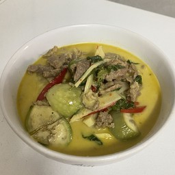 แกงเขียวหวานเนื้อ