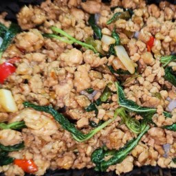 หลิวกะเพรา ฟรีไข่ดาว - ( LIU Kaphrao )