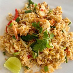 ข้าวผัดต้มยำ