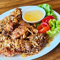 ปูนิ่มทอดกระเทียม