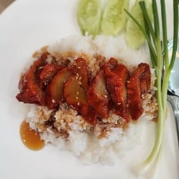 ข้าวหมูแดง มังสวิรัติ