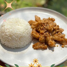 ข้าวหมูกระเทียม