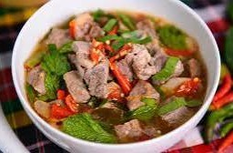 ต้มแซ่บเนื้อสด