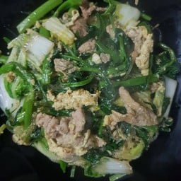 สุกี้แห้งหมู
