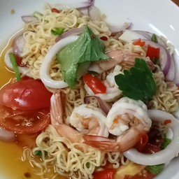 ยำมาม่าทะเล