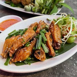 ปีกไก่ทอดน้ำปลา