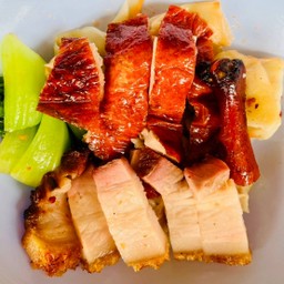 เกี๊ยวเป็ดย่าง-หมูกรอบ