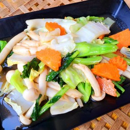 ผัดผักรวมมิตร